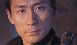 关于燕双鹰的电视剧,传奇枪手的江湖传奇